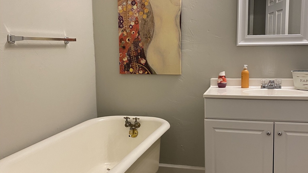 Photo of Bathroom in Oakhurst