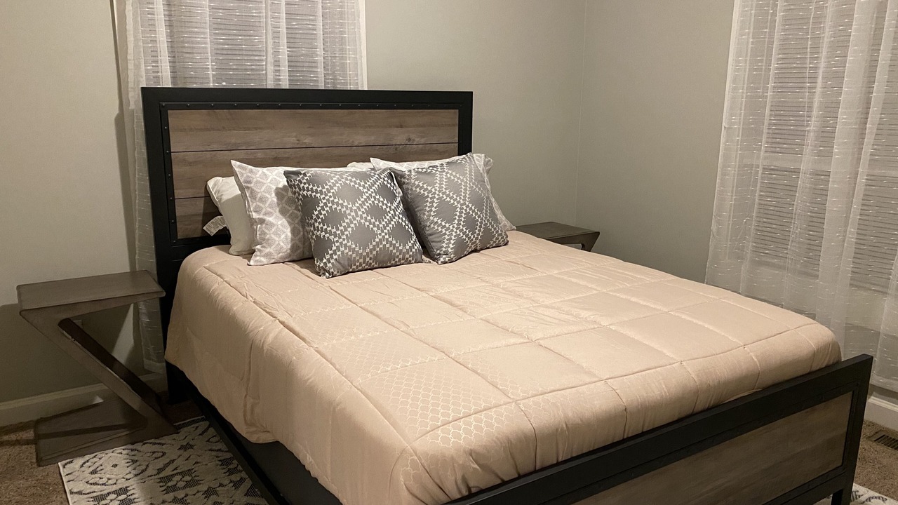Photo of Bedroom in Oakhurst