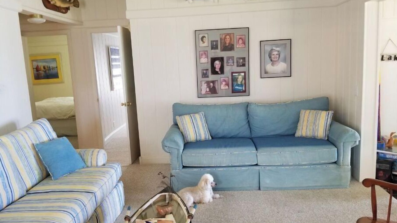Photo of Livingroom in Lake Waccamaw