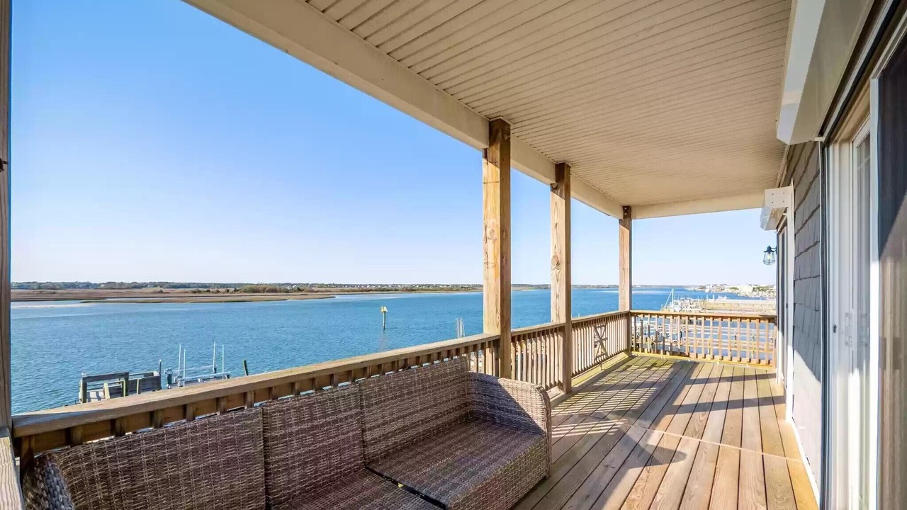 Photo of Patio Balcony in Topsail Beach