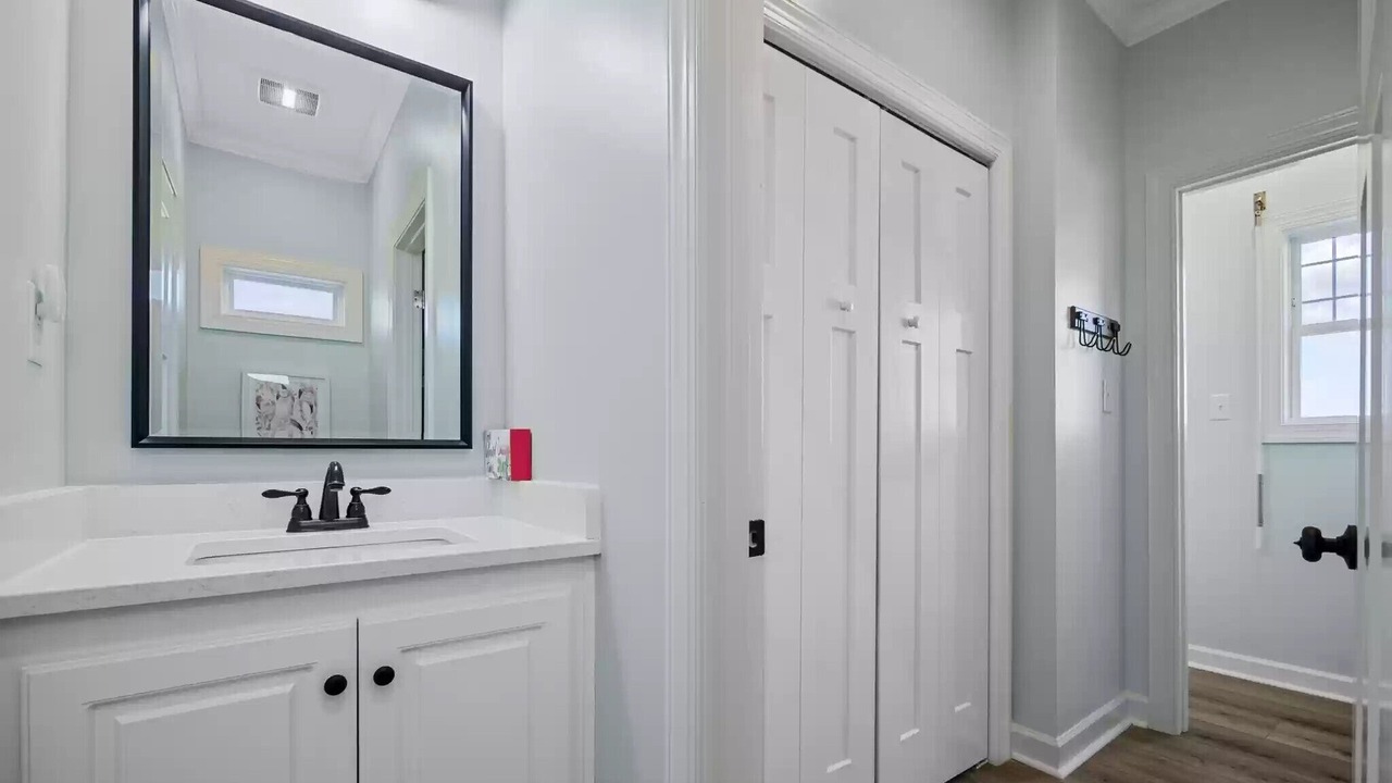 Photo of Bedroom in Topsail Beach