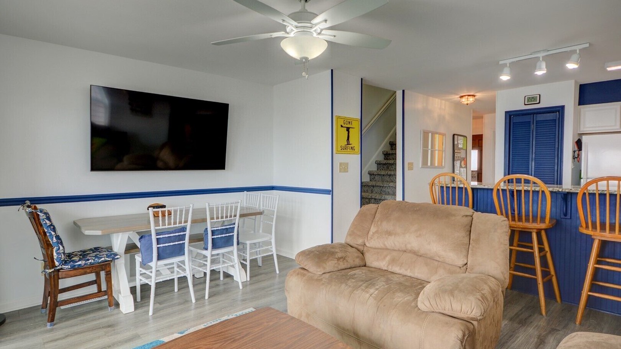 Photo of Livingroom in Surf City