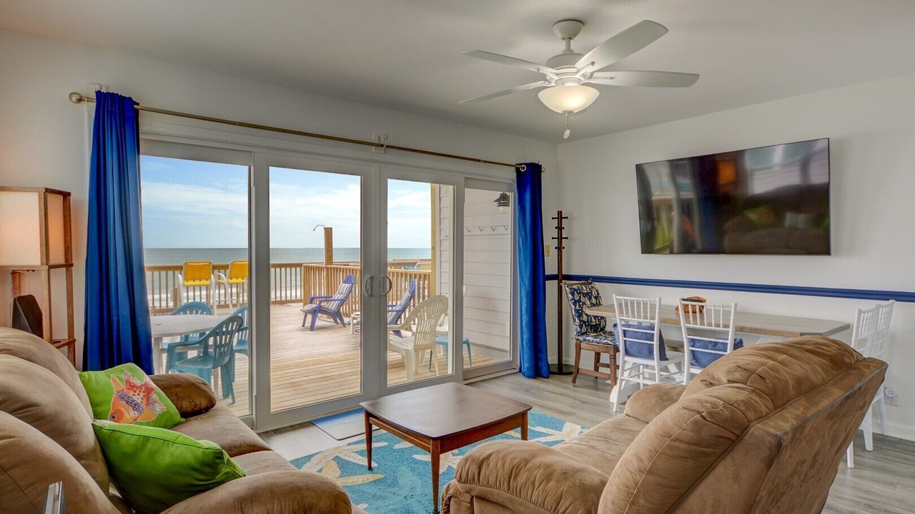 Photo of Livingroom in Surf City
