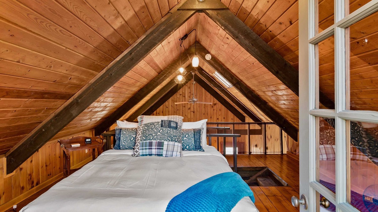 Photo of Bedroom in Brevard