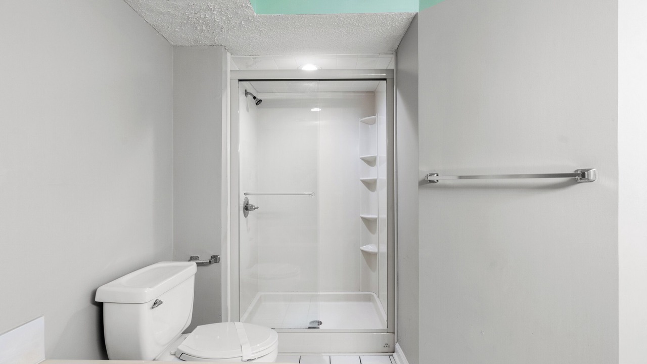 Photo of Bathroom in Ash