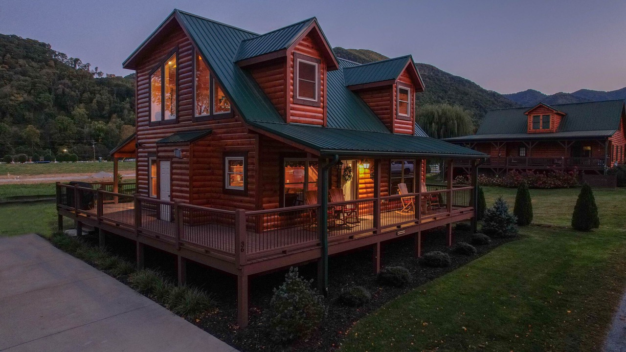 Photo of Others in Maggie Valley