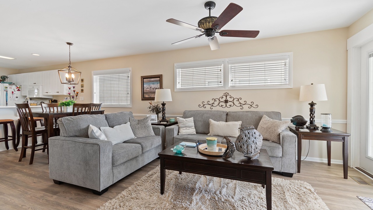 Photo of Livingroom in Holden Beach