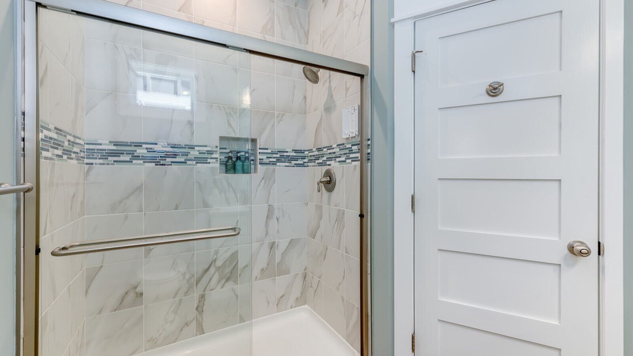Photo of Bathroom in Corolla Light