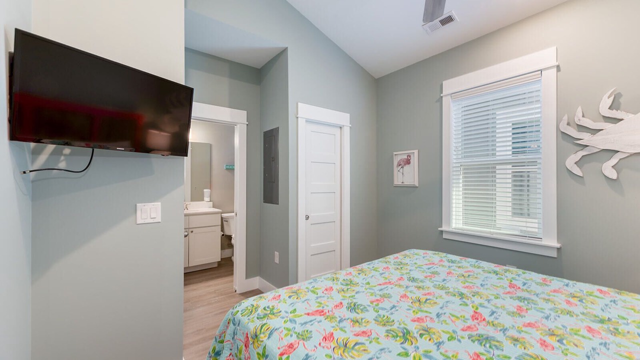 Photo of Bedroom in Corolla Light