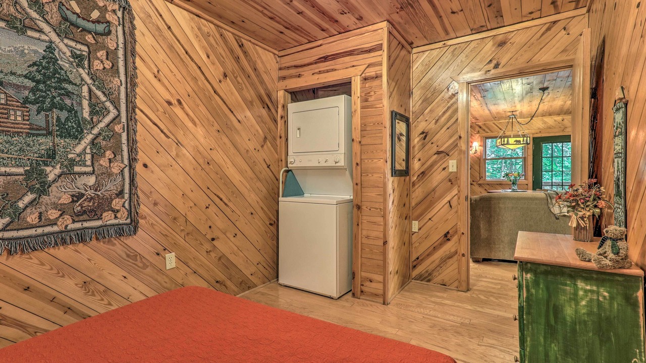 Photo of Bedroom in Maggie Valley