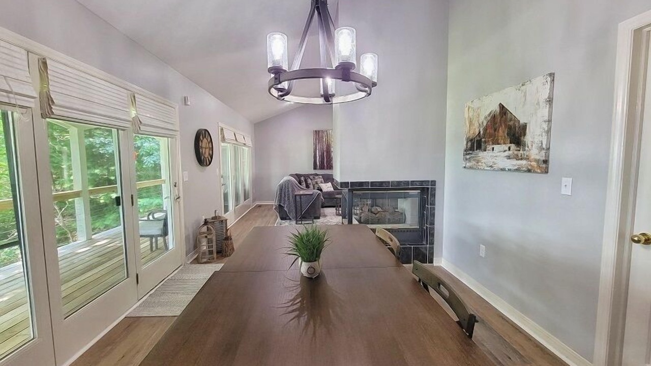 Photo of Livingroom in Waynesville