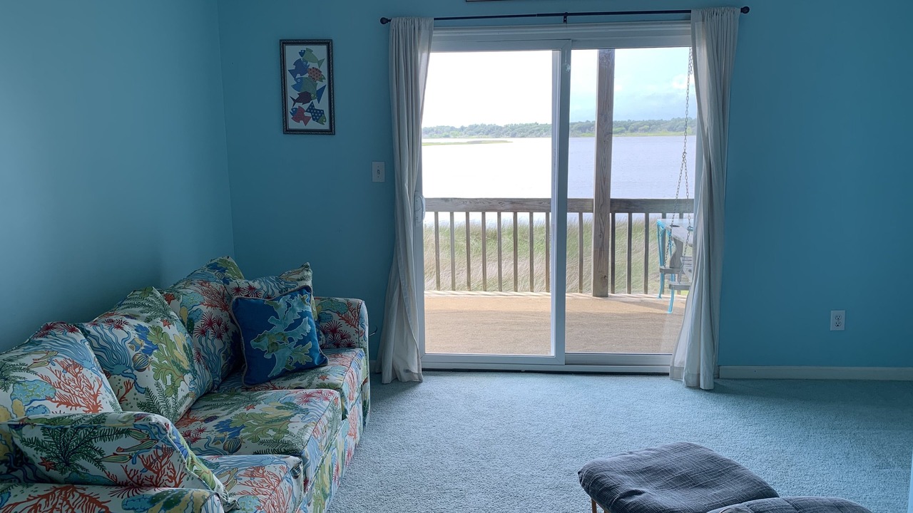Photo of Livingroom in North Topsail Beach
