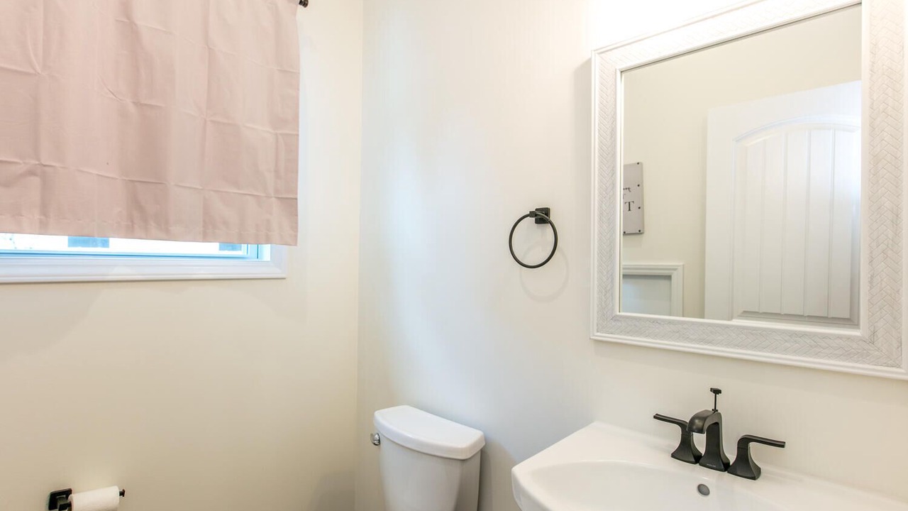Photo of Bathroom in Black Mountain
