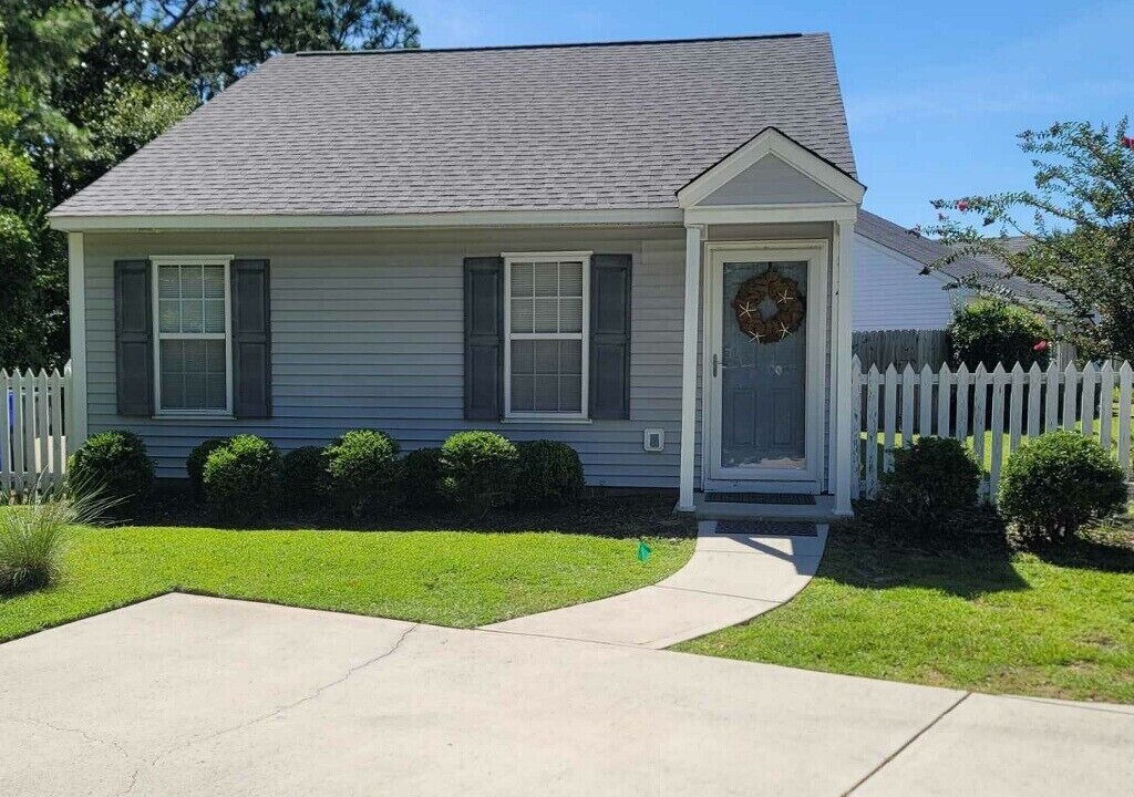 Photo of Outdoor in Myrtle Grove