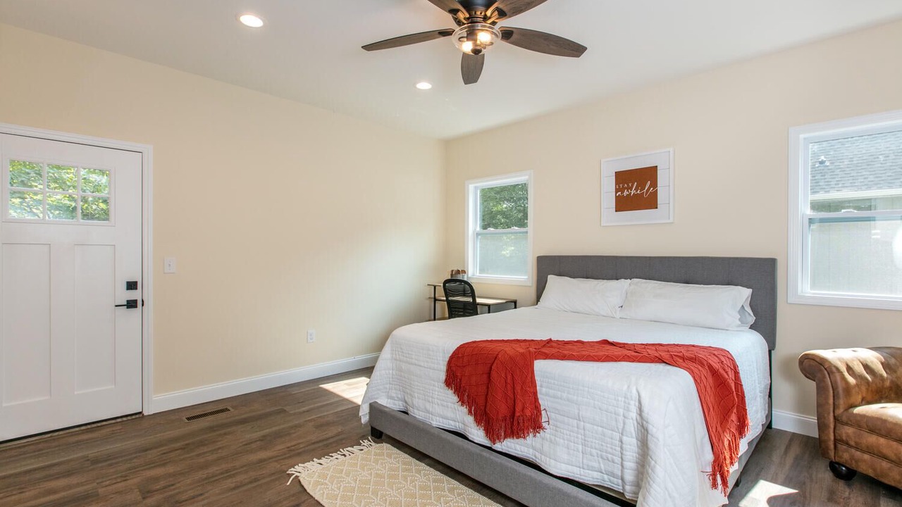 Photo of Bedroom in Black Mountain