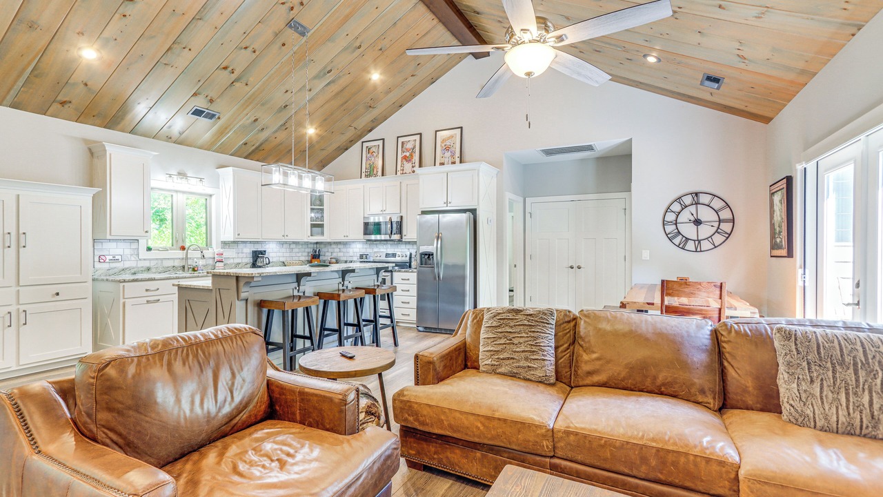 Photo of Livingroom in Tarheel