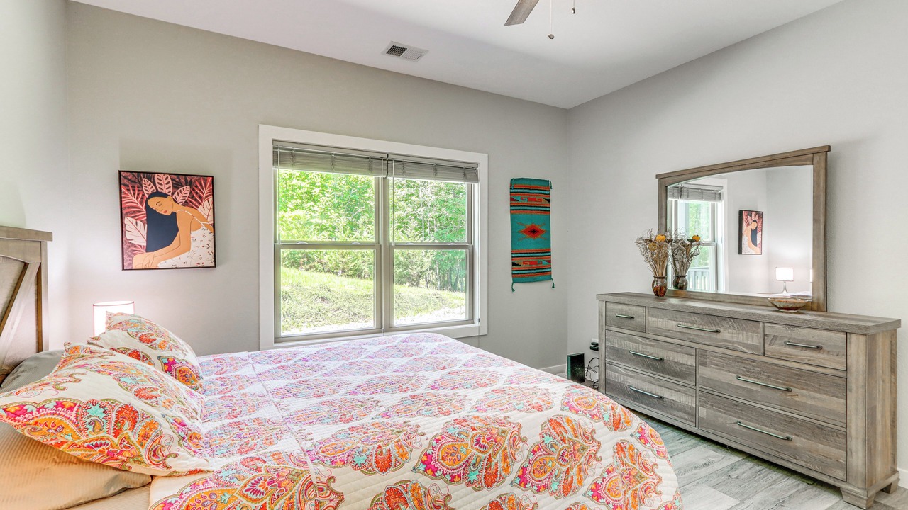 Photo of Bedroom in Tarheel