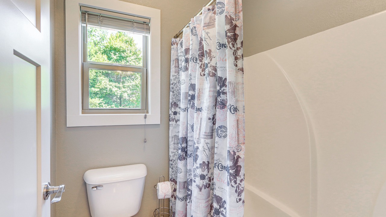 Photo of Bathroom in Tarheel