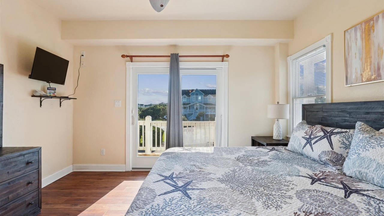 Photo of Bedroom in Pine Island