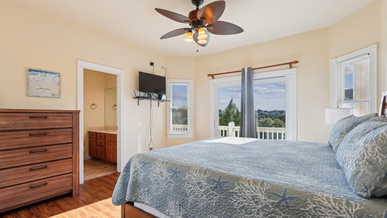 Photo of Bedroom in Pine Island