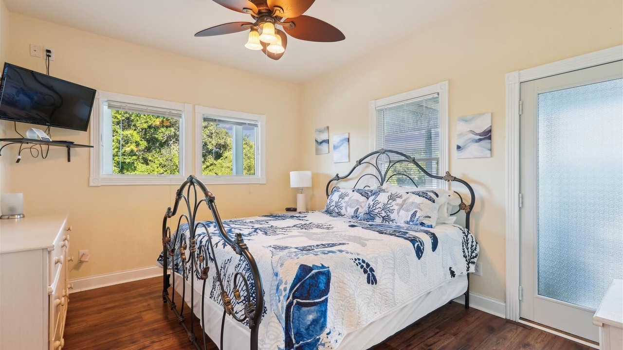 Photo of Bedroom in Pine Island