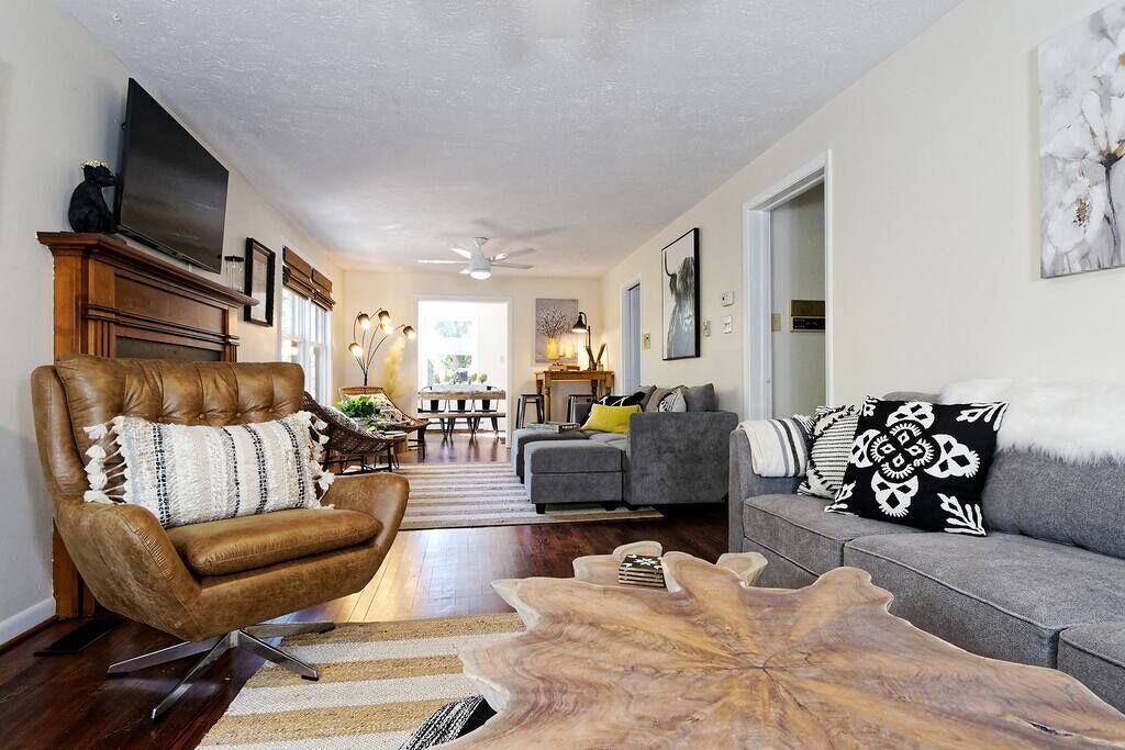 Photo of Bedroom in Black Mountain