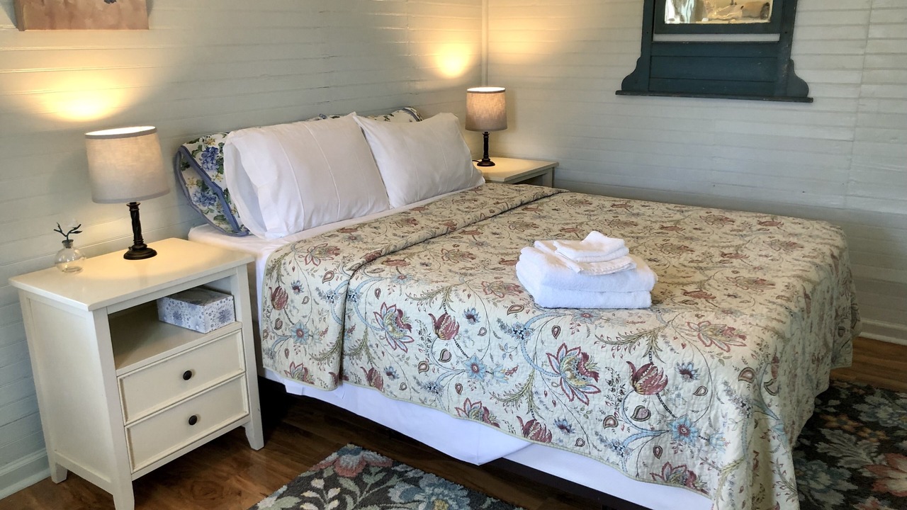 Photo of Bedroom in Avon