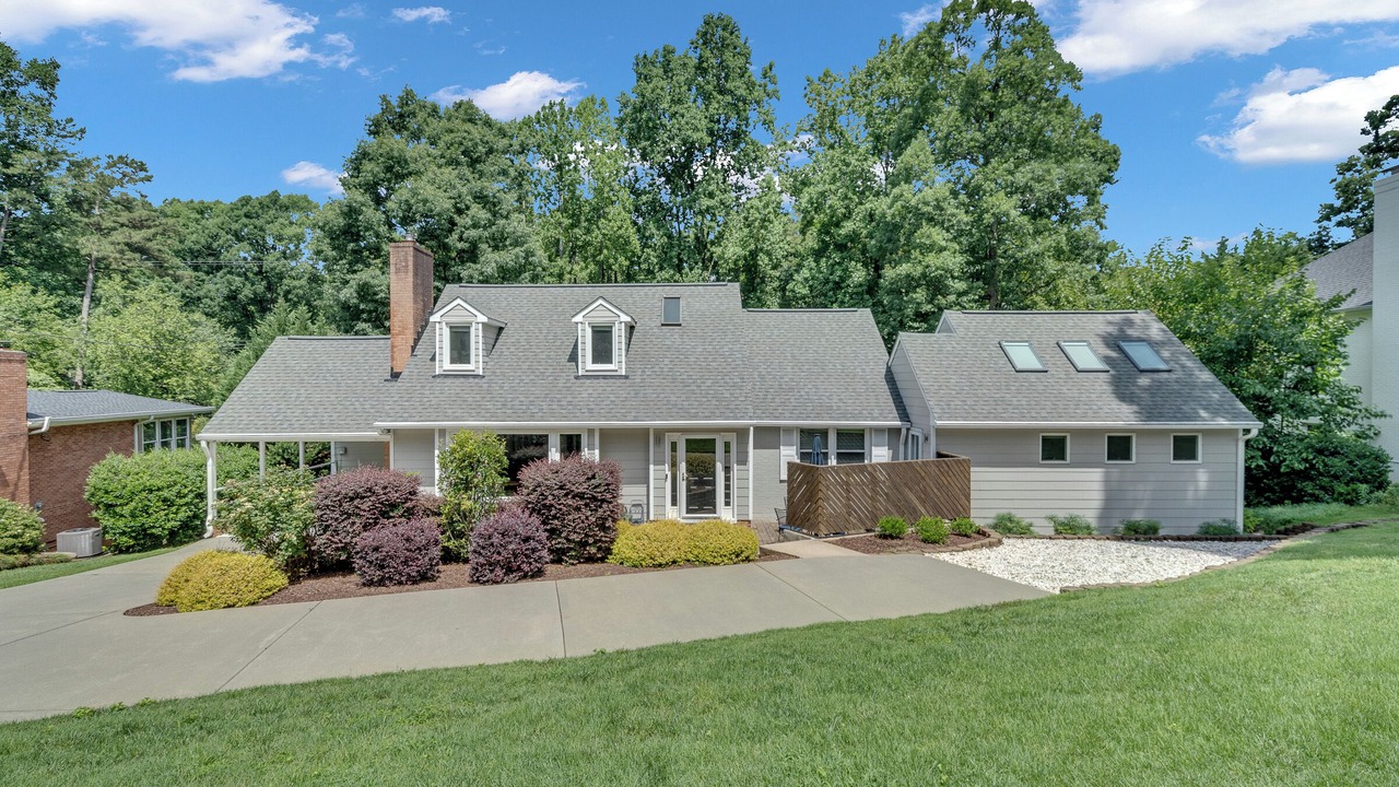 Photo of Outdoor in North Hills