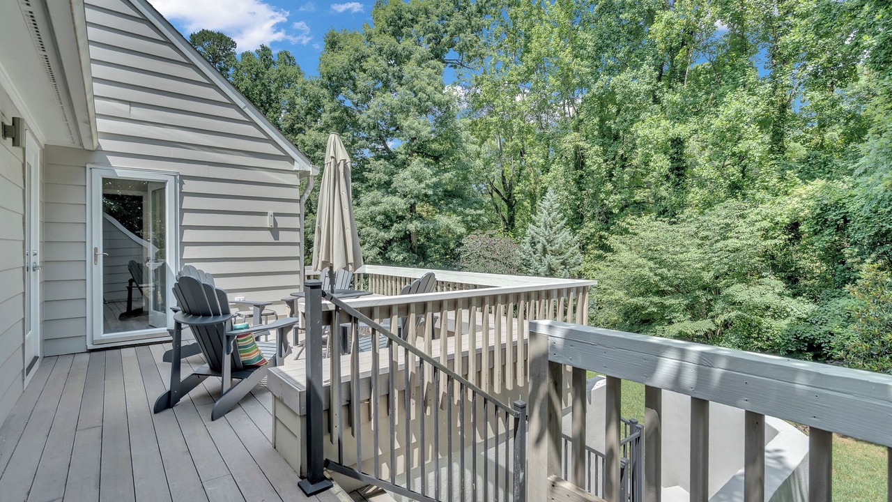Photo of Patio Balcony in North Hills