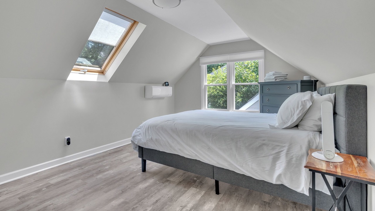 Photo of Bedroom in North Hills