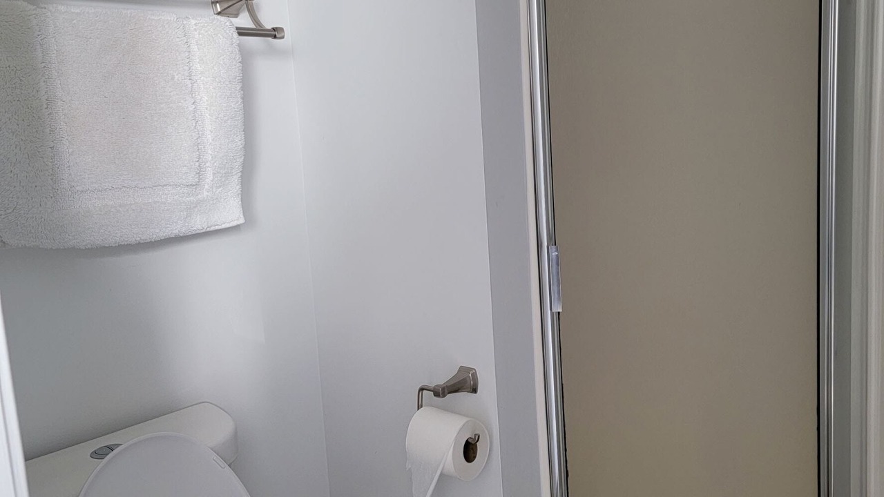 Photo of Bathroom in Corolla Light