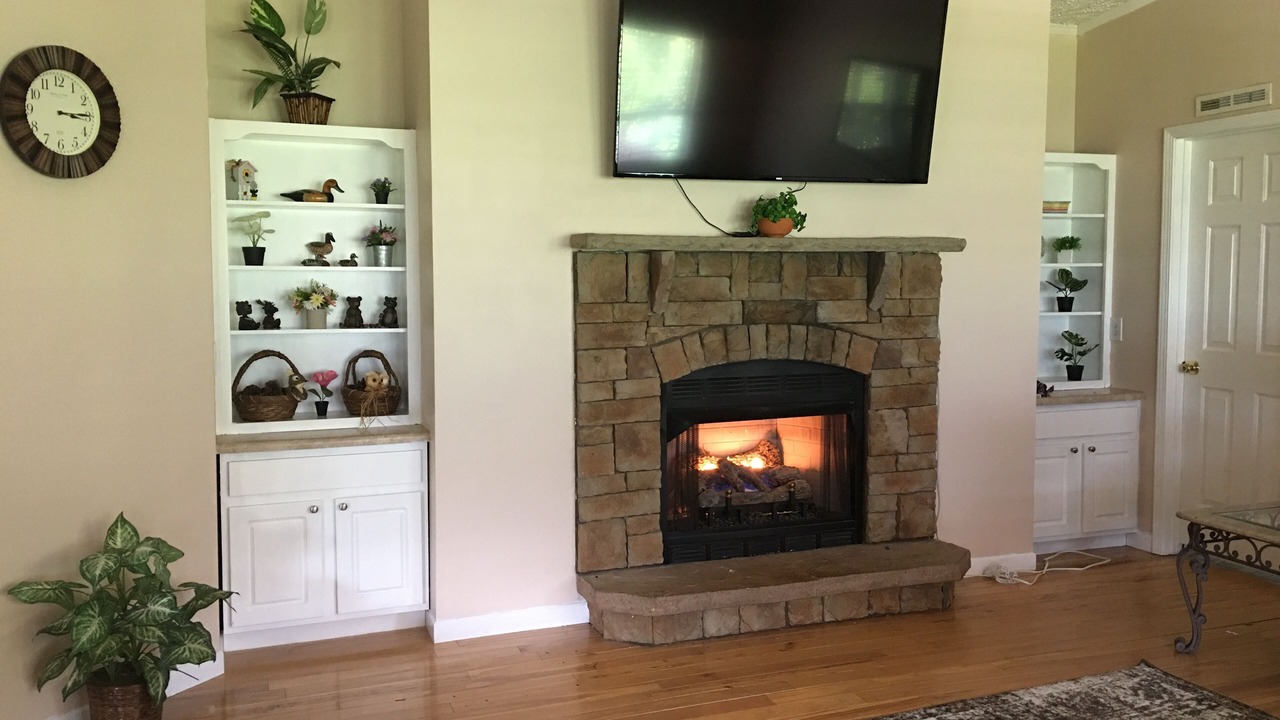 Photo of Livingroom in Waynesville