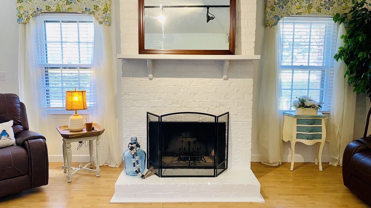 Photo of Livingroom in Greenville