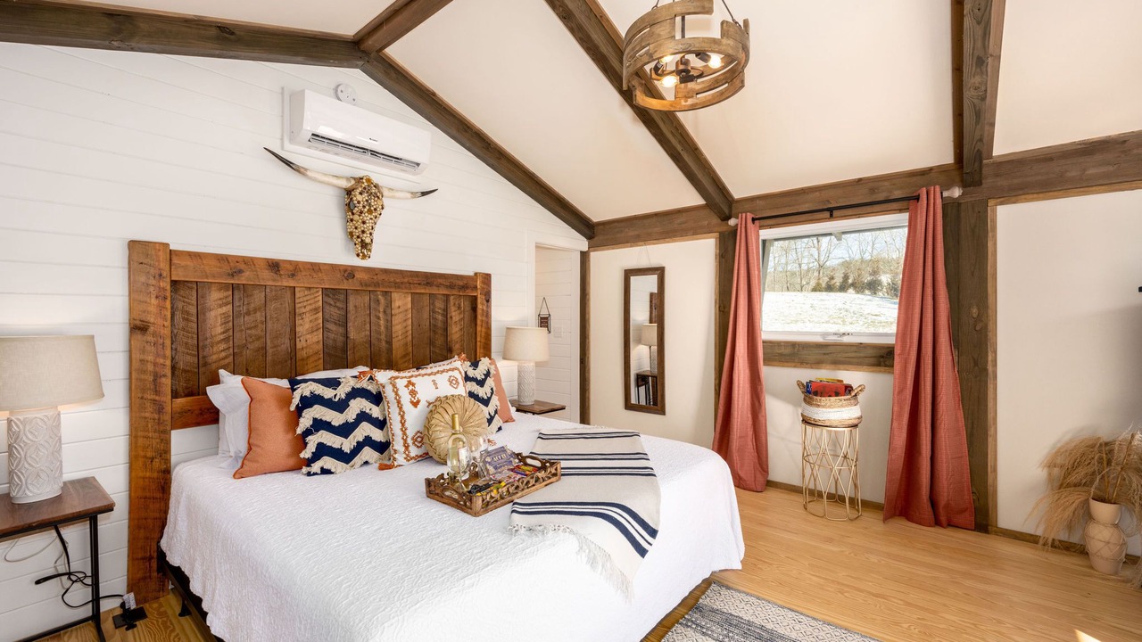 Photo of Bedroom in Alexander