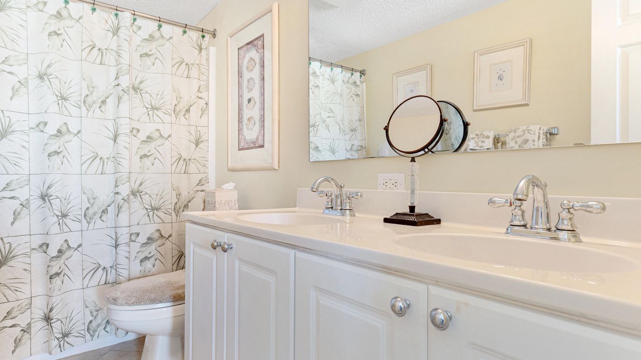 Photo of Bathroom in Folly Beach
