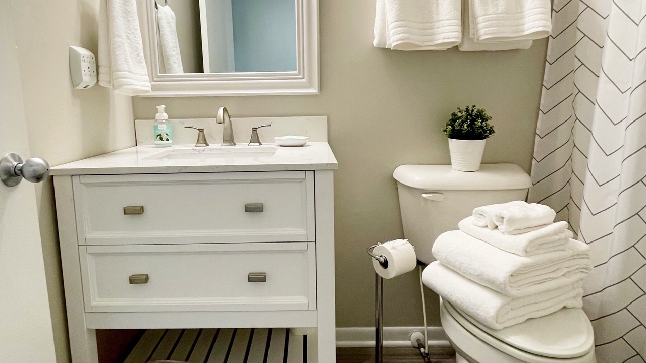 Photo of Bathroom in Indian Beach