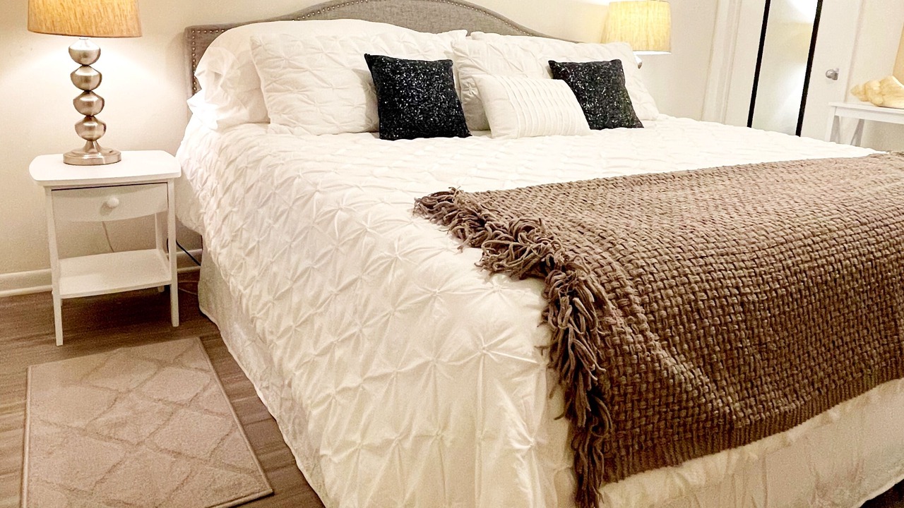 Photo of Bedroom in Indian Beach