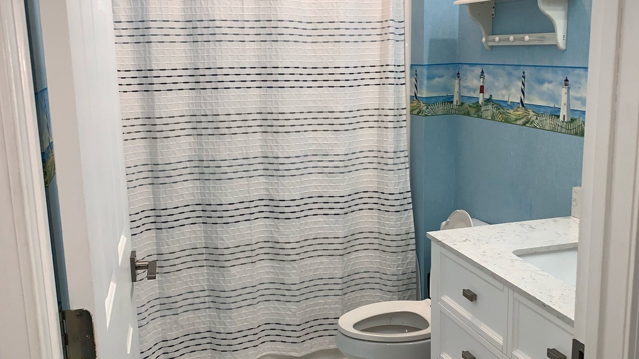 Photo of Bathroom in Sea Trail