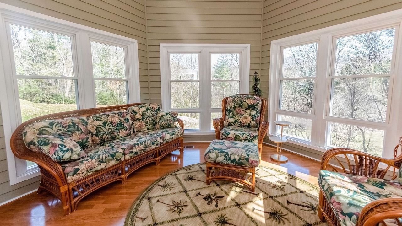 Photo of Livingroom in Boone