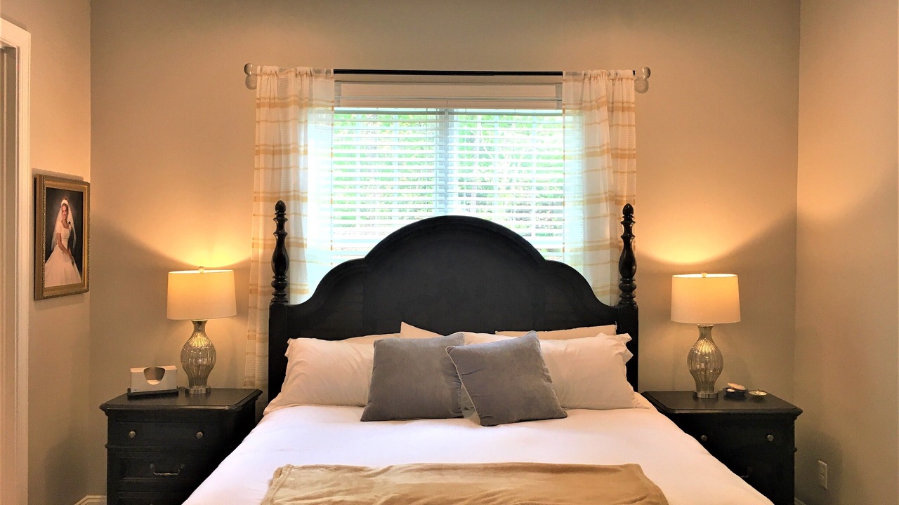 Photo of Bedroom in Mooresville