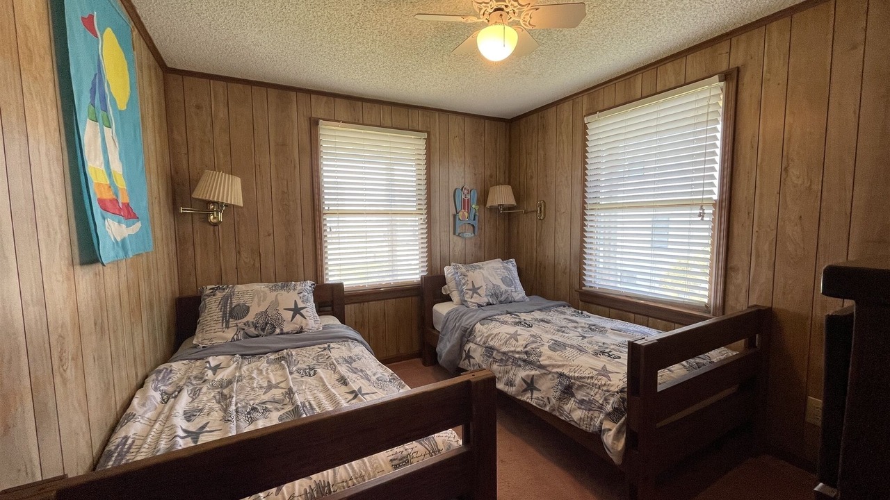 Photo of Bedroom in Hatteras