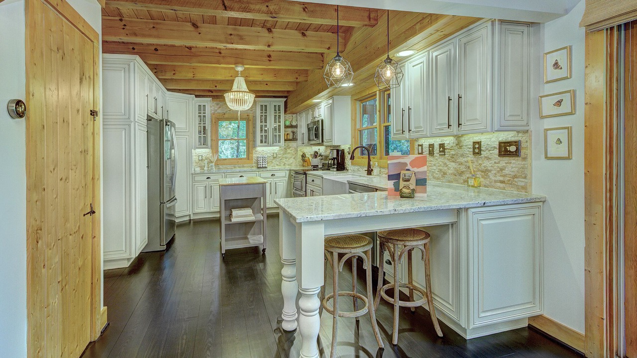 Photo of Kitchen in Lake Toxaway