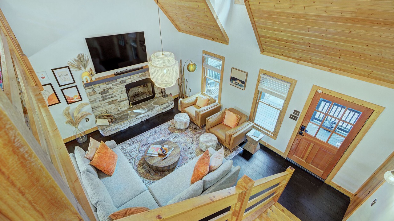 Photo of Livingroom in Lake Toxaway