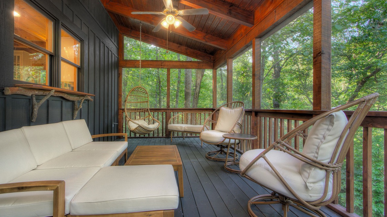 Photo of Outdoor in Lake Toxaway