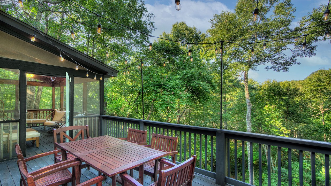 Photo of Outdoor in Lake Toxaway