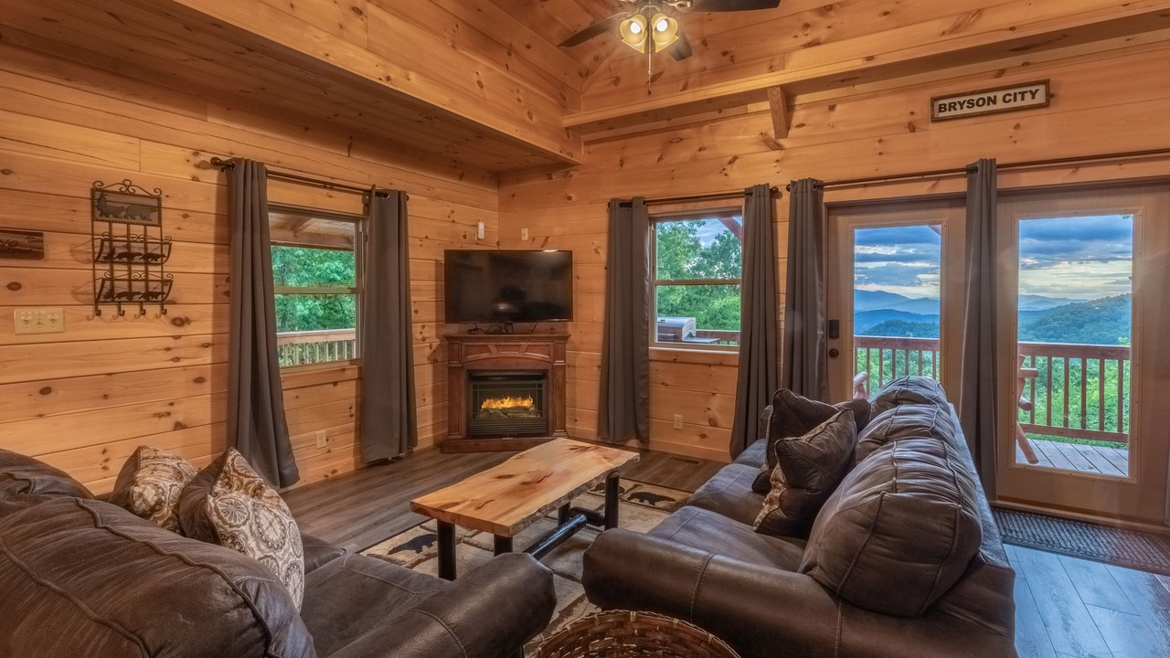 Photo of Livingroom in Bryson City