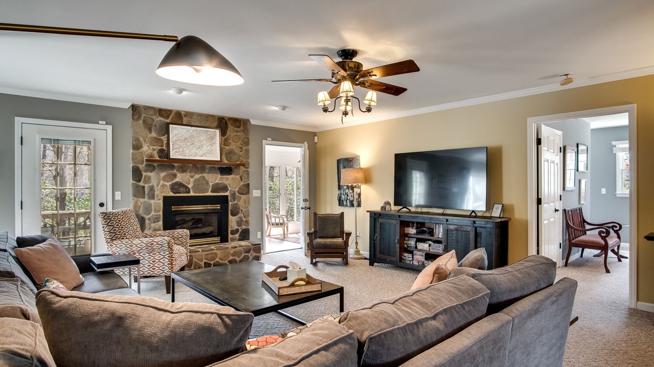 Photo of Livingroom in Franklin