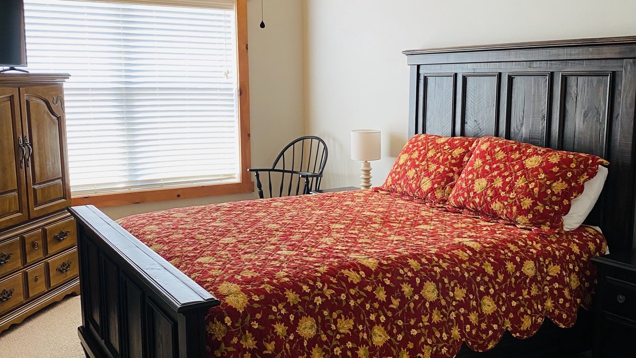 Photo of Bedroom in Seven Devils