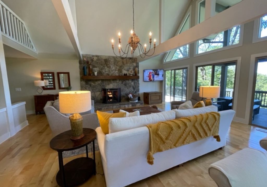 Photo of Livingroom in Highlands Falls