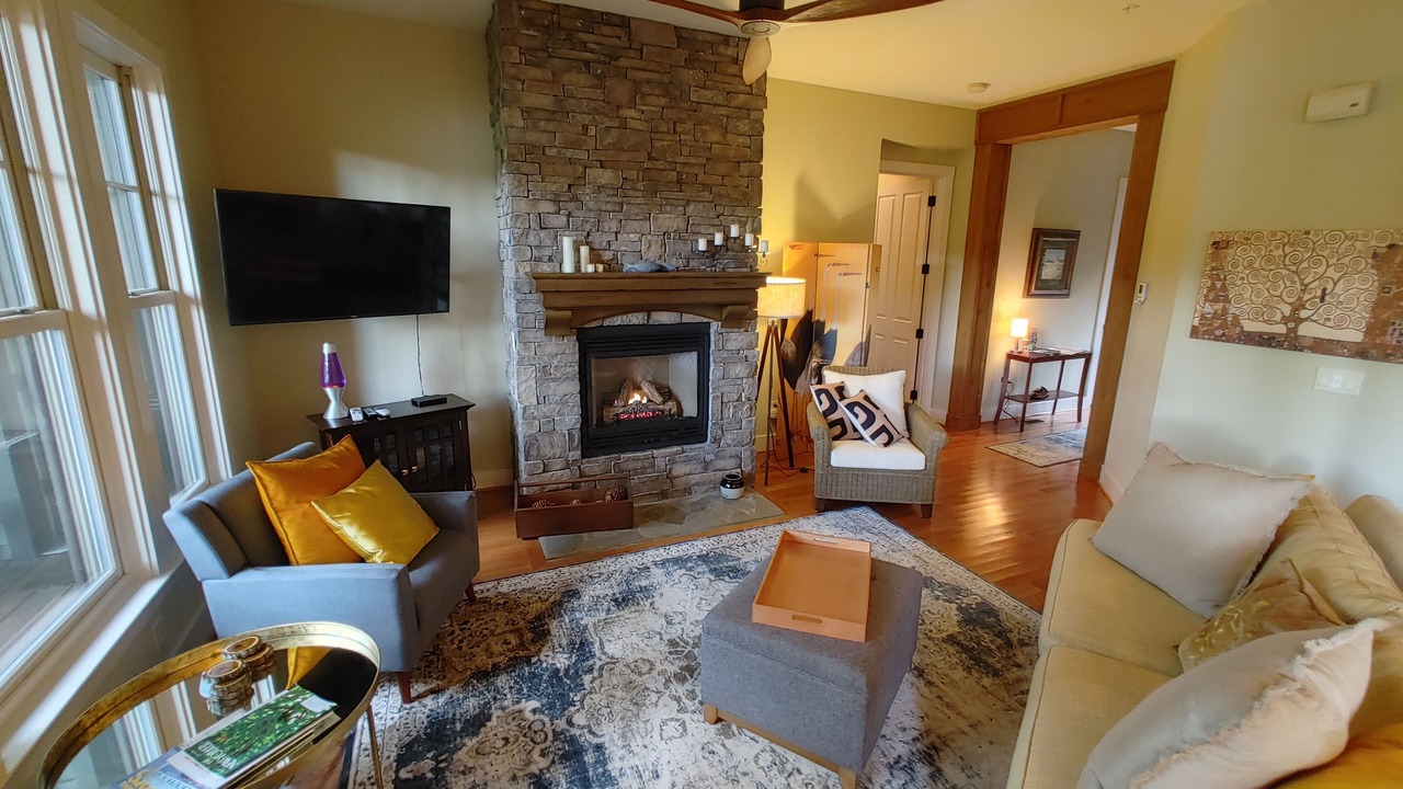 Photo of Livingroom in Bear Lake Reserve